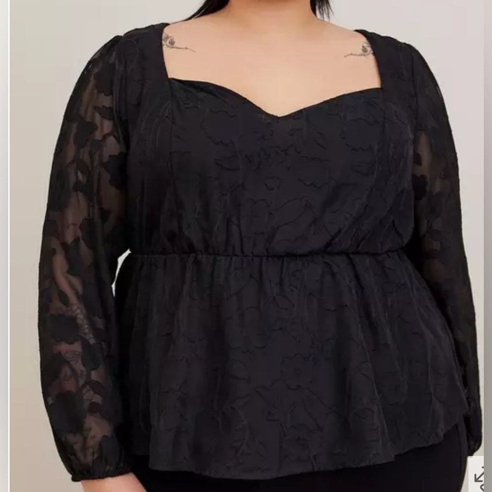 Torrid Peplum Chiffon Clip Floral Puff Sleeve Top